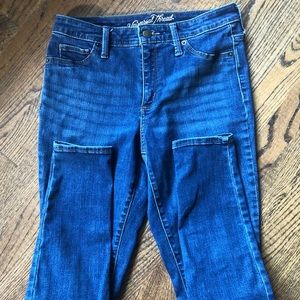 Universal Thread High Rise Jegging‘s